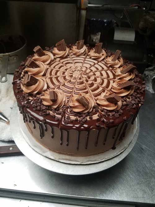 Decorated cake